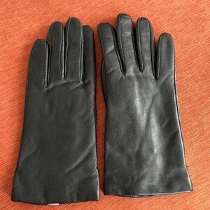 NEW JCREW Leather Glove with Tech Touch, Cashmere lined - Medium